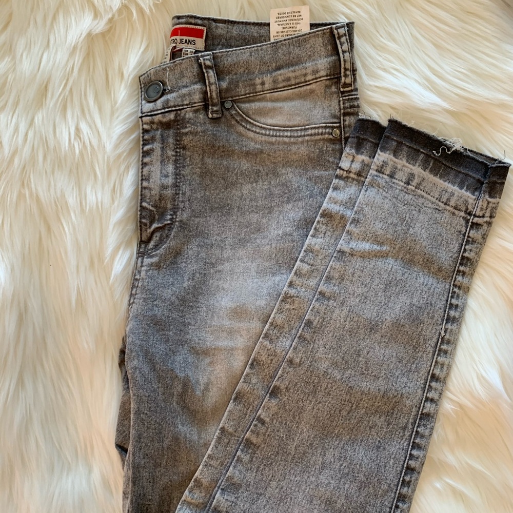 Skinny jeans